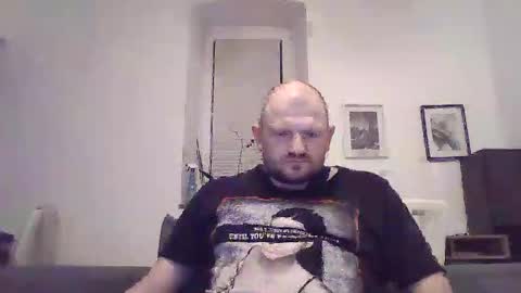 Snapshot of mrhotsex69 chatting on 09/23/25, 10:35 mrhotsex69 online show from 09/23/25, 10:35