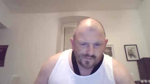 Snapshot of mrhotsex69 chatting on 10/16/25, 10:22 mrhotsex69 online show from 10/16/25, 10:22