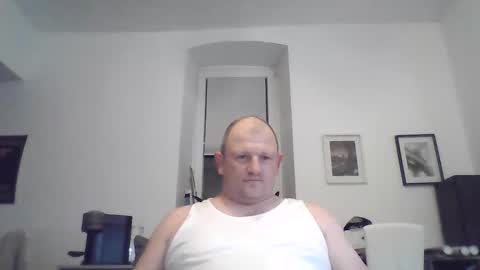 Snapshot of mrhotsex69 chatting on 10/21/25, 10:10 mrhotsex69 online show from 10/21/25, 10:10