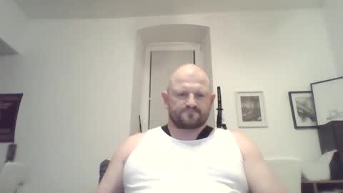 Snapshot of mrhotsex69 chatting on 01/19/26, 12:25 mrhotsex69 online show from 01/19/26, 12:25