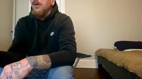 Snapshot of mrj1982 chatting on 03/18/26, 02:58 Mr.j online show from 03/18/26, 02:58