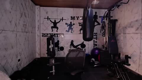 mrjustin_ online show from 11/24/25, 08:30