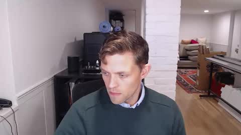 Snapshot of mrkenridge chatting on 10/29/25, 03:36 mrkenridge online show from 10/29/25, 03:36