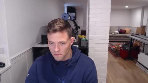 Snapshot of mrkenridge chatting on 11/14/25, 02:05 mrkenridge online show from 11/14/25, 02:05