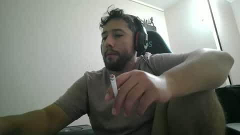 Snapshot of mrlilnice chatting on 04/05/26, 03:58 mrlilnice online show from 04/05/26, 03:58