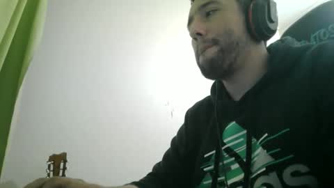 Snapshot of mrlilnice chatting on 04/25/26, 05:32 mrlilnice online show from 04/25/26, 05:32