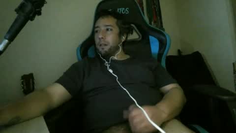 Snapshot of mrlilnice chatting on 06/20/26, 07:00 mrlilnice online show from 06/20/26, 07:00