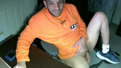 Snapshot of mrmarcxxcam chatting on 10/14/25, 02:45 MrMarc online show from 10/14/25, 02:45