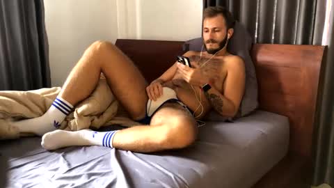 Snapshot of mrmaxiy chatting on 10/25/25, 03:36 Max online show from 10/25/25, 03:36