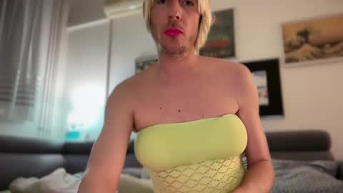 TaleOfLaura online show from 02/28/26, 03:51