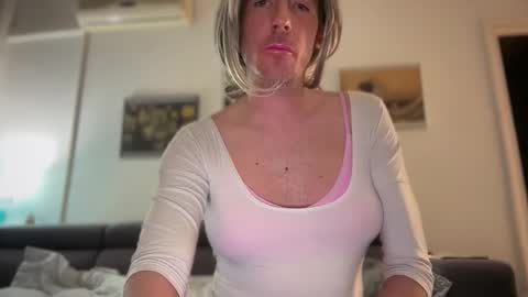 TaleOfLaura online show from 03/05/26, 01:56