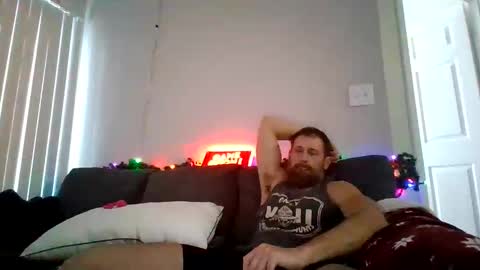 Snapshot of mrmountainman91 chatting on 12/21/25, 09:00 mrmountainman91 online show from 12/21/25, 09:00