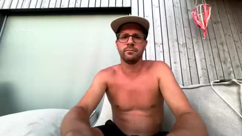 Snapshot of mrnieve chatting on 07/29/26, 06:39 mrnieve online show from 07/29/26, 06:39