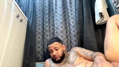 Snapshot of mrnineinch1995 chatting on 02/07/26, 11:25 mrnineinch1995 online show from 02/07/26, 11:25