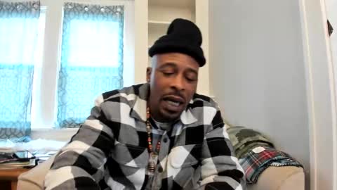 Snapshot of mromg007 chatting on 12/26/24, 05:51 mromg007 online show from 12/26/24, 05:51