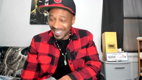 Snapshot of mromg007 chatting on 01/20/25, 05:48 mromg007 online show from 01/20/25, 05:48