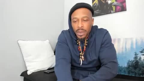 Snapshot of mromg007 chatting on 02/21/25, 11:10 mromg007 online show from 02/21/25, 11:10