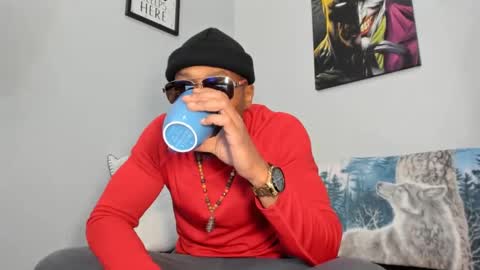 Snapshot of mromg007 chatting on 03/05/25, 12:05 mromg007 online show from 03/05/25, 12:05