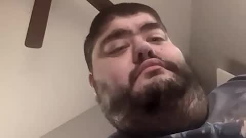 Snapshot of mrorange50187 chatting on 01/01/25, 05:22 mrorange50187 online show from 01/01/25, 05:22