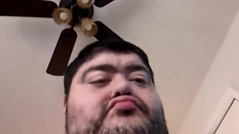 Snapshot of mrorange50187 chatting on 10/26/25, 03:29 mrorange50187 online show from 10/26/25, 03:29