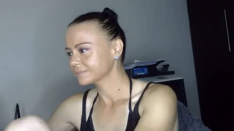 Snapshot of mrs_bunny_swing chatting on 03/29/26, 11:32 mrs_bunny_swing online show from 03/29/26, 11:32