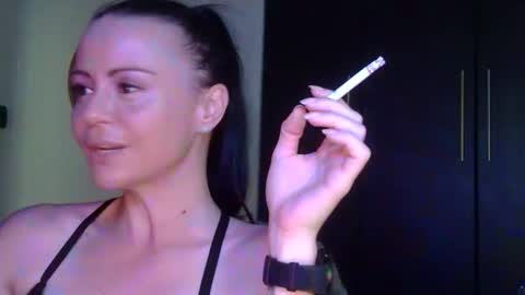 Snapshot of mrs_bunny_swing chatting on 05/03/26, 02:56 mrs_bunny_swing online show from 05/03/26, 02:56