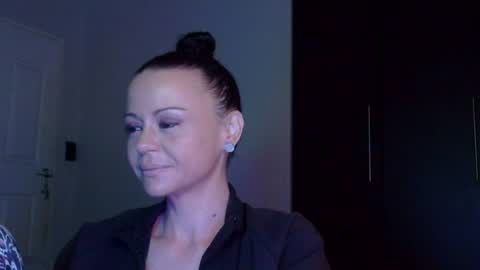 Snapshot of mrs_bunny_swing chatting on 07/04/26, 08:09 mrs_bunny_swing online show from 07/04/26, 08:09