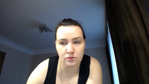 Snapshot of mrs_smith__ chatting on 01/10/25, 06:53 mrs_smith__ online show from 01/10/25, 06:53