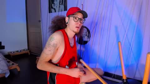 Snapshot of mrshaggy_ chatting on 01/28/25, 12:32 Mr Shaggy online show from 01/28/25, 12:32