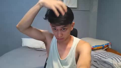 Snapshot of mrshawn95 chatting on 10/02/25, 06:31 shawn online show from 10/02/25, 06:31