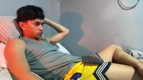 Snapshot of mrshawn95 chatting on 01/11/26, 08:47 shawn online show from 01/11/26, 08:47