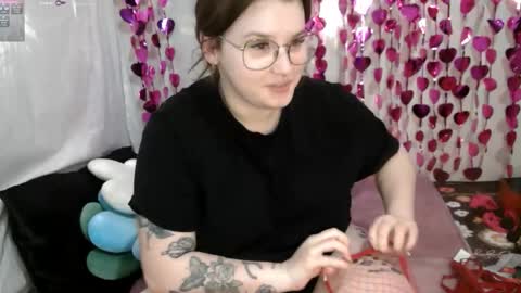 MrsJess online show from 05/04/26, 02:18