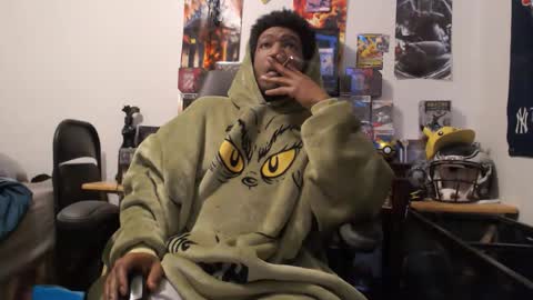 mrsoonicexrated online show from 12/03/25, 09:40