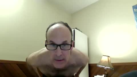 Snapshot of mrsporty344 chatting on 05/14/26, 06:09 mrsporty344 online show from 05/14/26, 06:09
