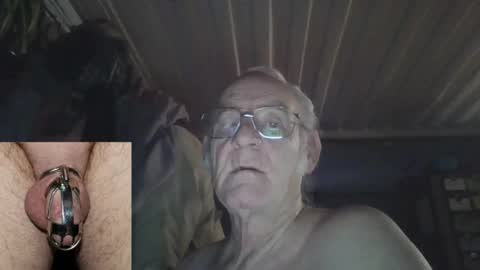 Snapshot of mrsubman chatting on 04/17/26, 08:06 Chuck online show from 04/17/26, 08:06