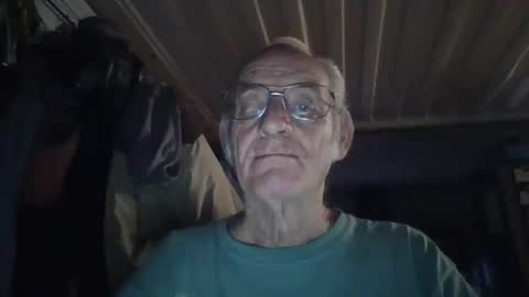 Snapshot of mrsubman chatting on 04/21/26, 07:14 Chuck online show from 04/21/26, 07:14