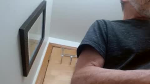 mrtease5 online show from 01/15/26, 08:41