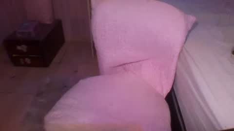 Snapshot of mrvenusx chatting on 12/29/24, 05:12 Mrs Venus online show from 12/29/24, 05:12