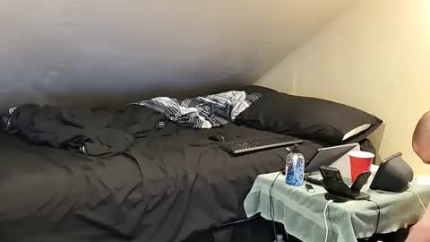 Snapshot of mrxhere chatting on 12/07/24, 03:52 mrxhere online show from 12/07/24, 03:52