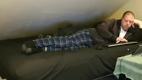 Snapshot of mrxhere chatting on 01/22/25, 11:43 mrxhere online show from 01/22/25, 11:43