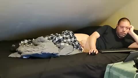 Snapshot of mrxhere chatting on 01/27/25, 03:28 mrxhere online show from 01/27/25, 03:28