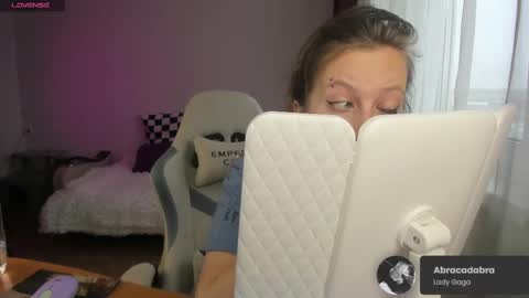 Snapshot of ms_allison chatting on 02/13/25, 11:17 Allison online show from 02/13/25, 11:17