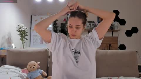 Ms ForYOU online show from 10/29/25, 03:25