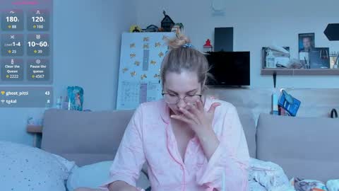 Ms ForYOU online show from 05/10/26, 04:17