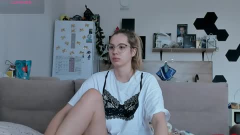 Snapshot of ms_foryou chatting on 05/28/26, 03:48 Ms ForYOU online show from 05/28/26, 03:48