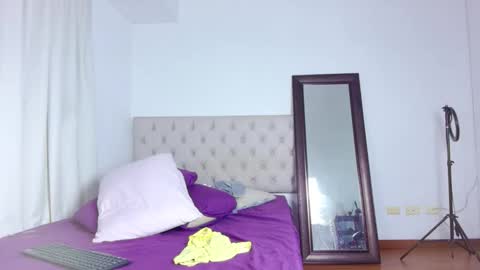 Freya online show from 03/11/26, 03:34