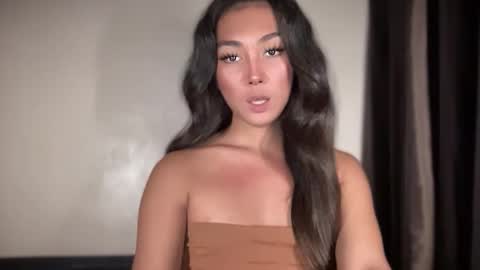 Snapshot of ms_kiana chatting on 10/14/25, 08:31 CALL ME KIANA online show from 10/14/25, 08:31