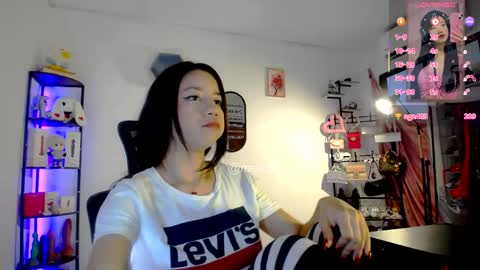 Snapshot of ms_lissa chatting on 04/18/26, 07:07 MISS LISSA online show from 04/18/26, 07:07