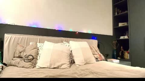 Melanie online show from 05/21/26, 05:31