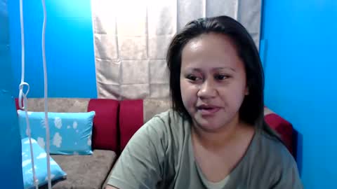 Snapshot of ms_nathalie chatting on 03/04/25, 03:11 Nathalie online show from 03/04/25, 03:11